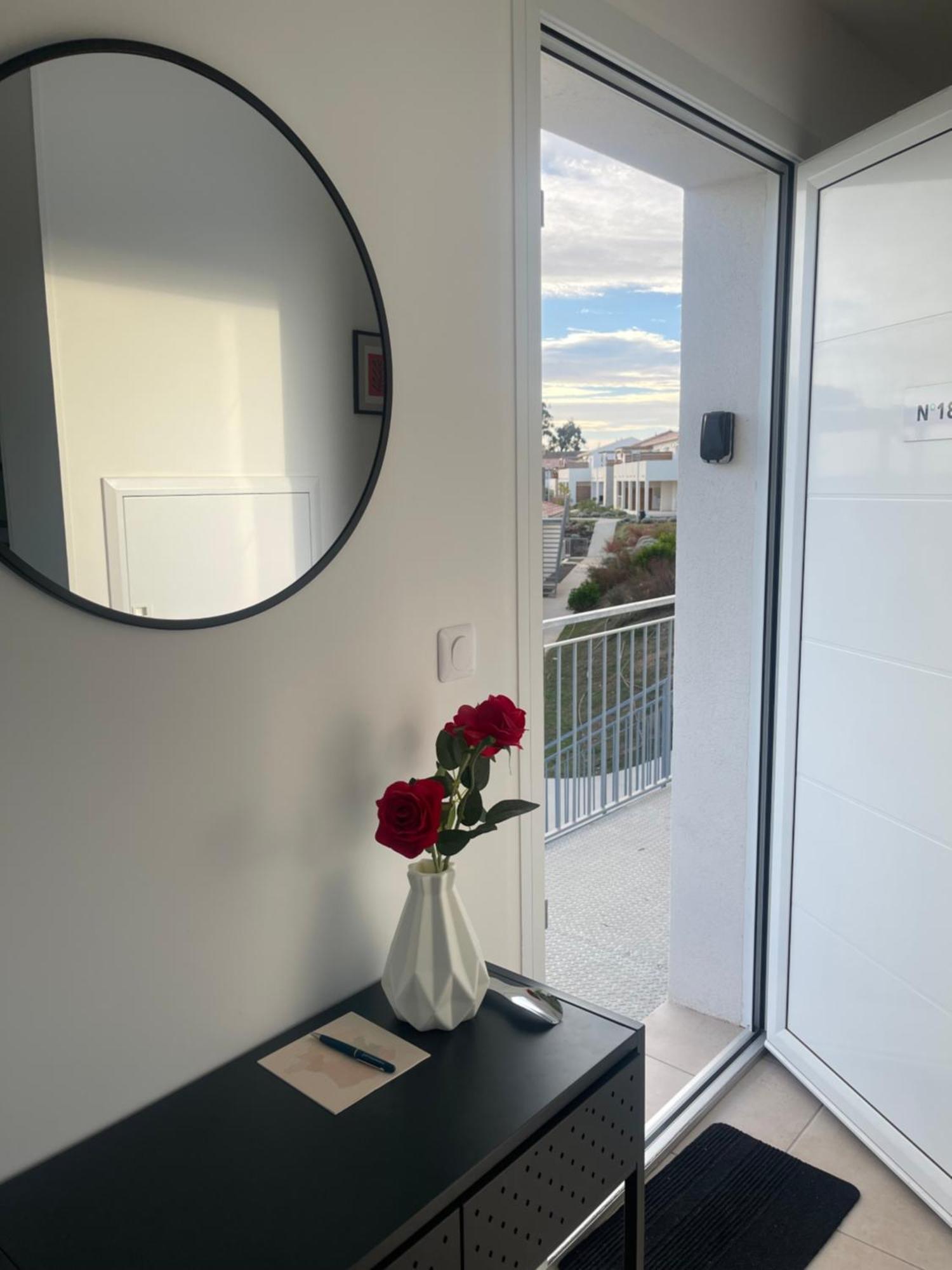 Apartment App. 2 P Design Zen Vue N182